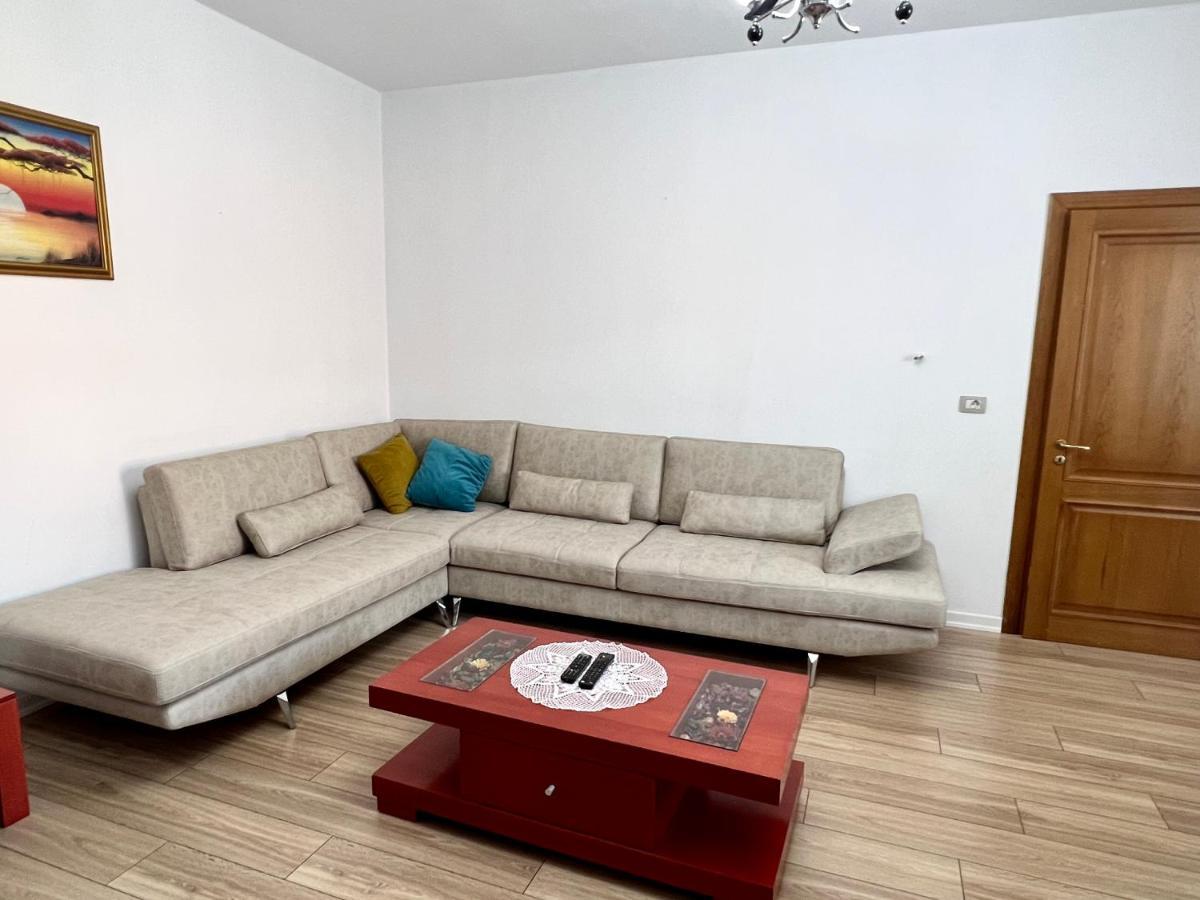 Comfort Home-Apartment Tiranë Eksteriør bilde